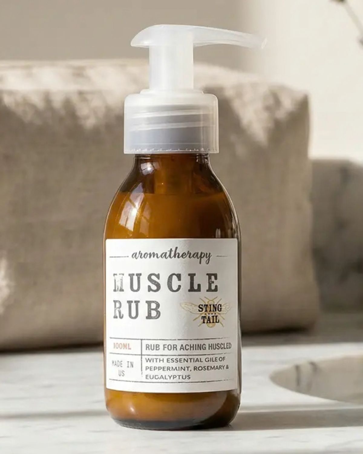 AROMATHERAPY MUSCLE RUB