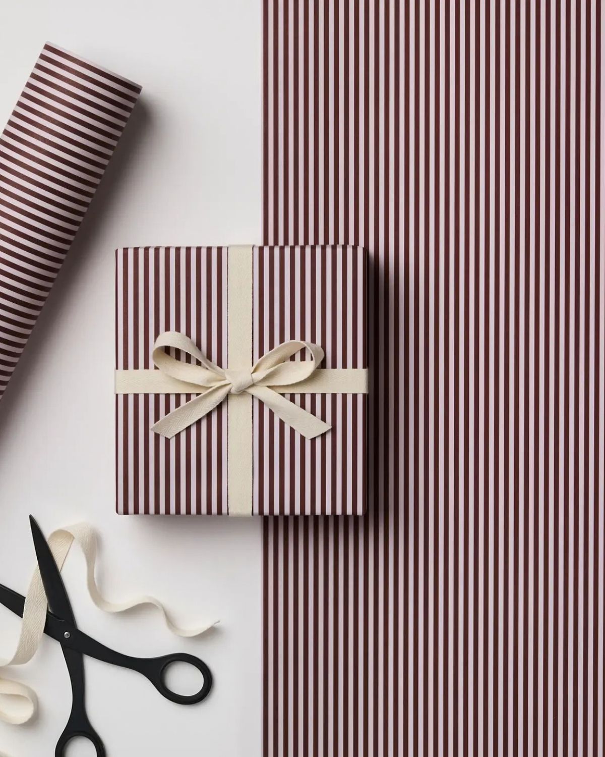 RUSSET /BURGUNDY STRIPE GIFT WRAP