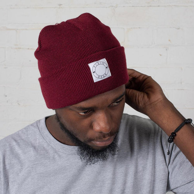 LABEL BEANIE BURGUNDY