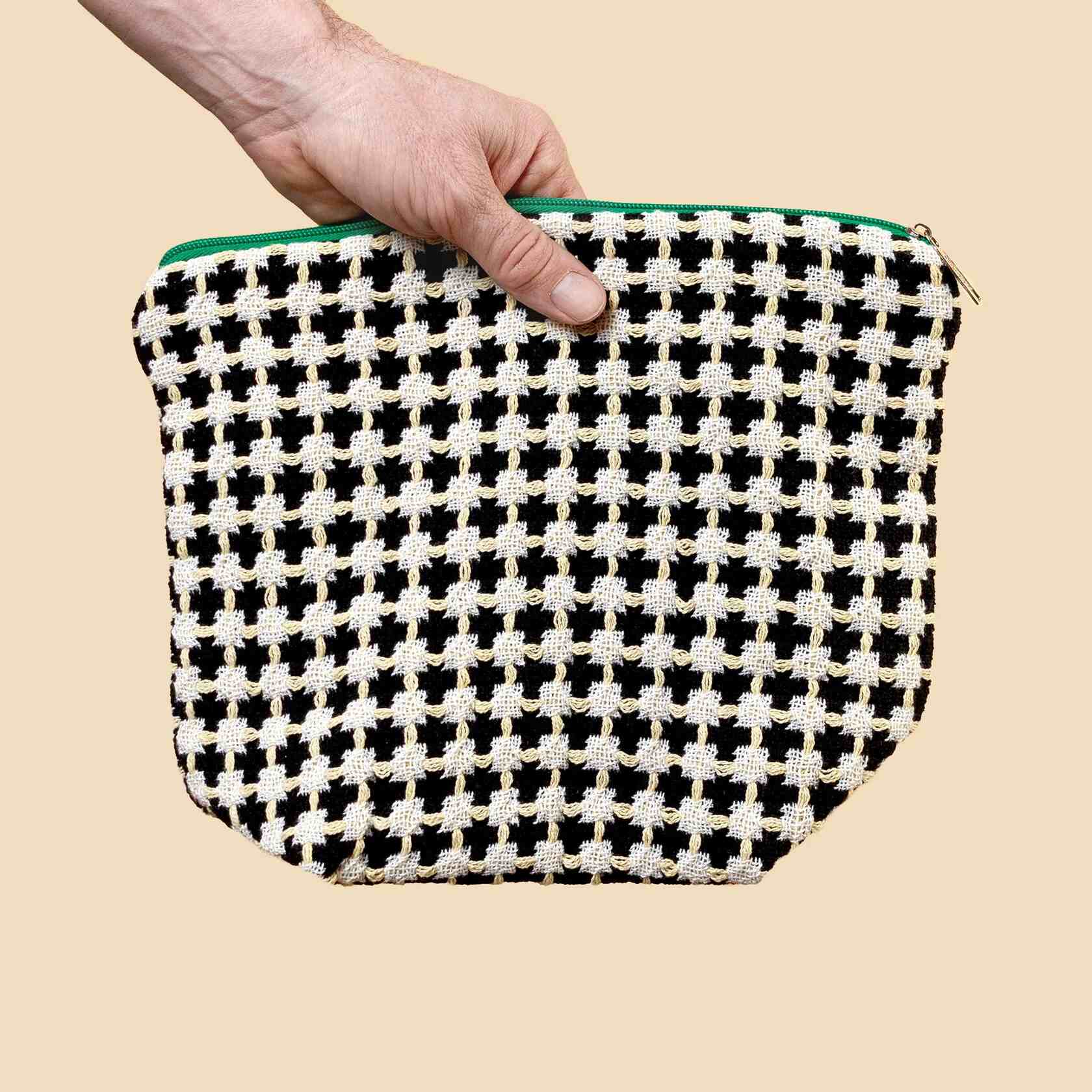 RECYCLED COTTON WASH BAG - NAVY & YELLOW