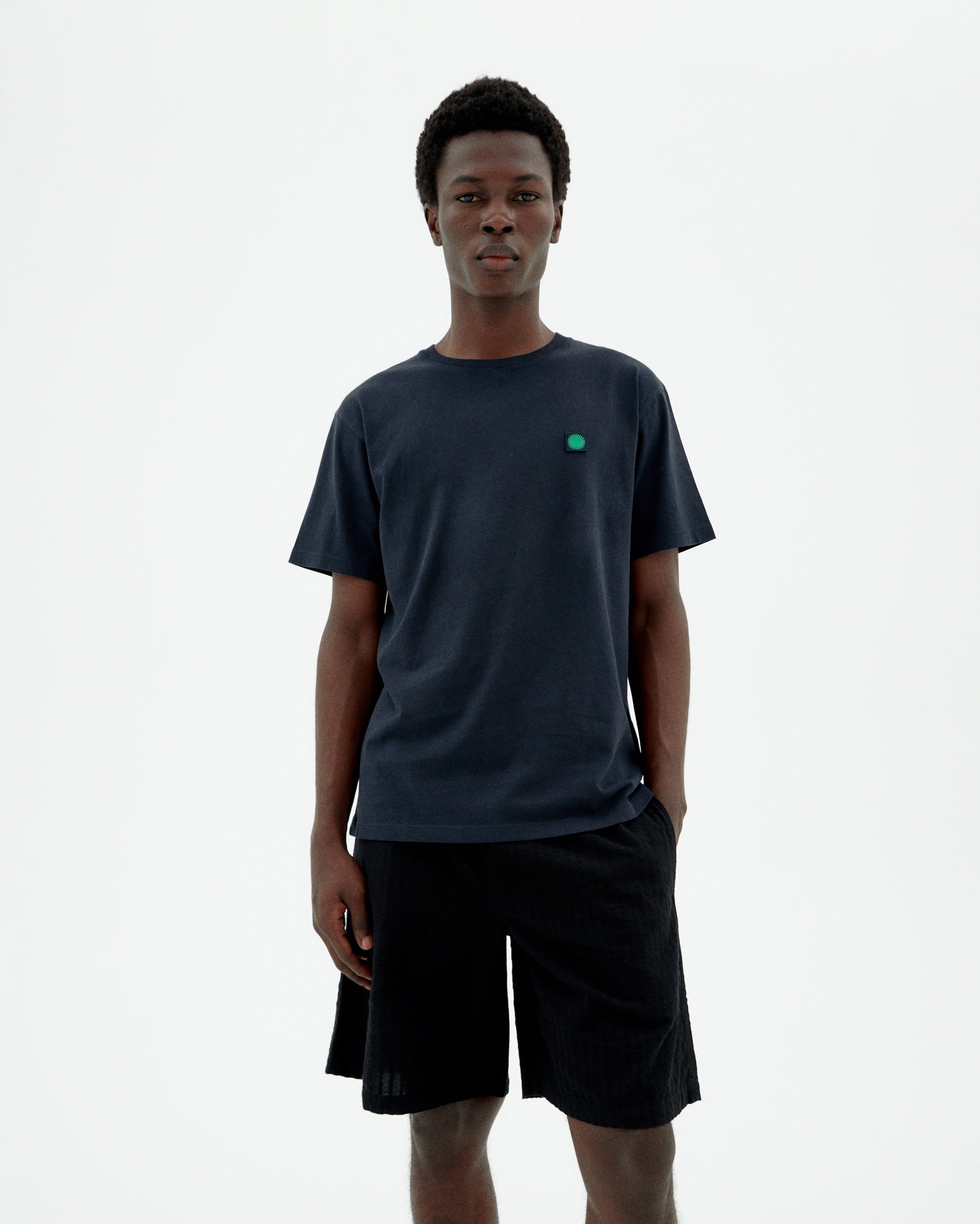 SOL CONTRAST NAVY TEE